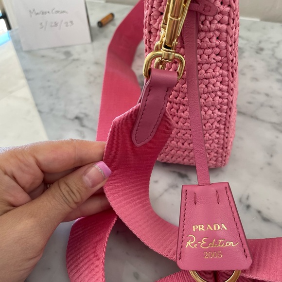 Pink Prada Raffia Re-Edition - Picture 6 of 8